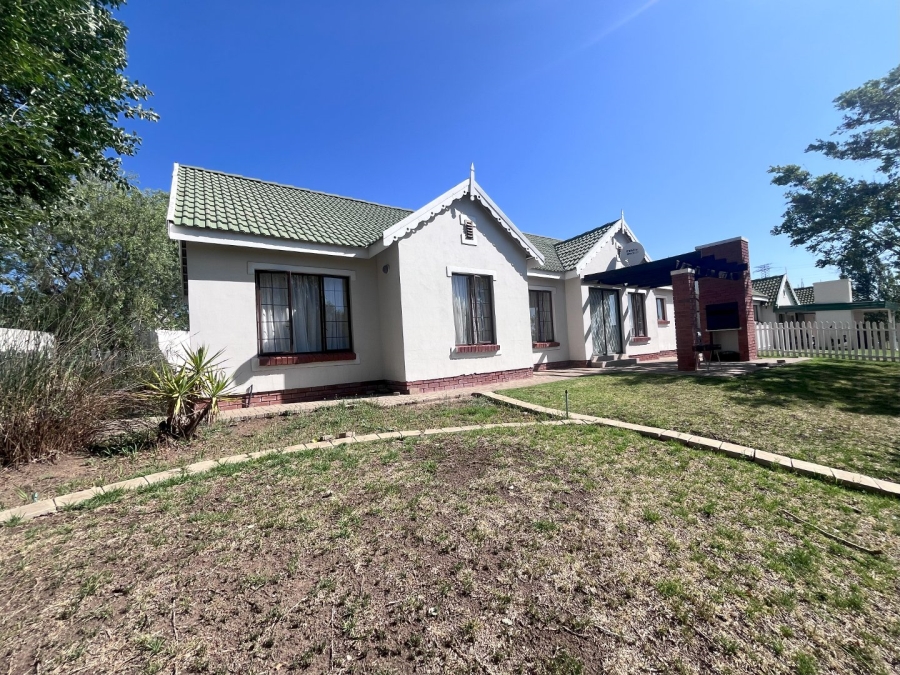 3 Bedroom Property for Sale in Hillside Free State